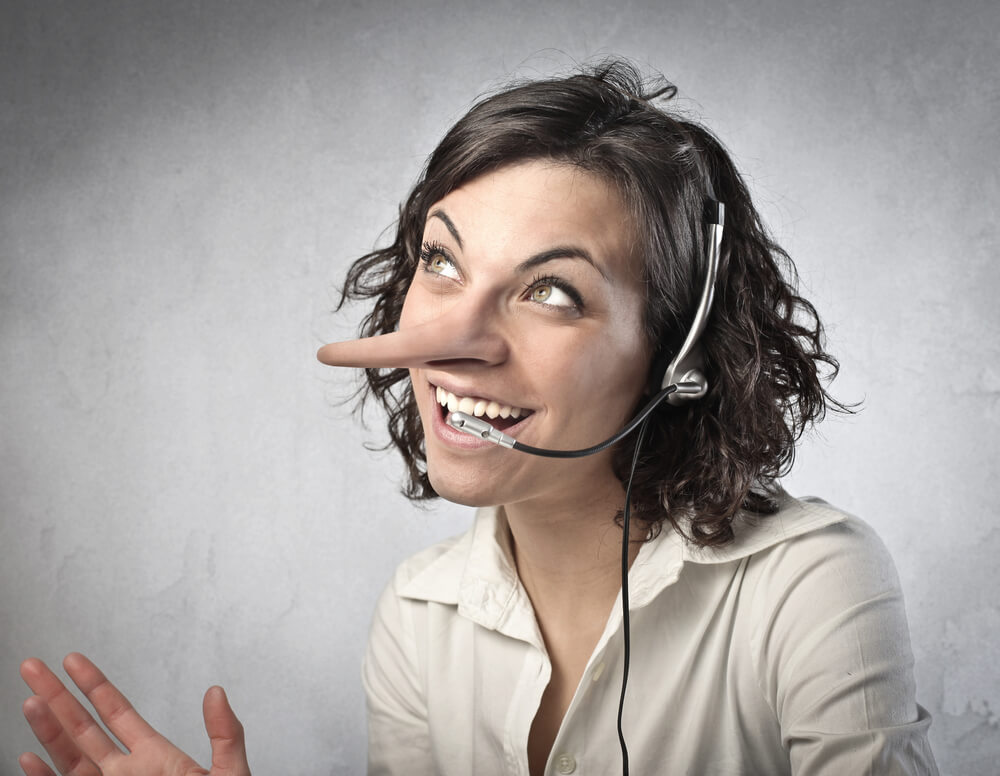 teleoperadora mintiendo