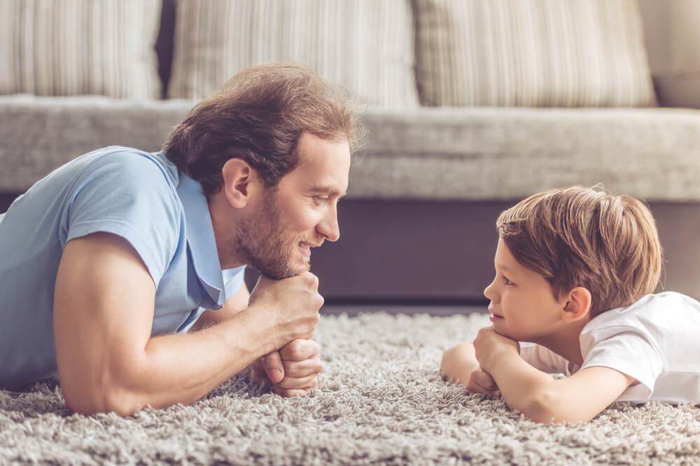 Padre e hijo estilos de crianza