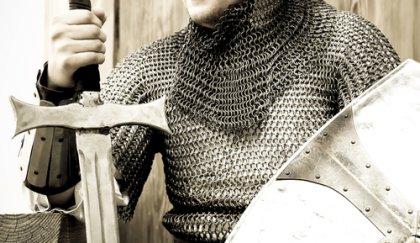 La dura coraza emocional del guerrero