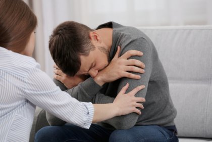 ¿Cómo ayudar a alguien que piensa en el suicidio?