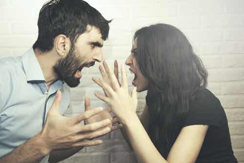 Las características de una pareja violenta