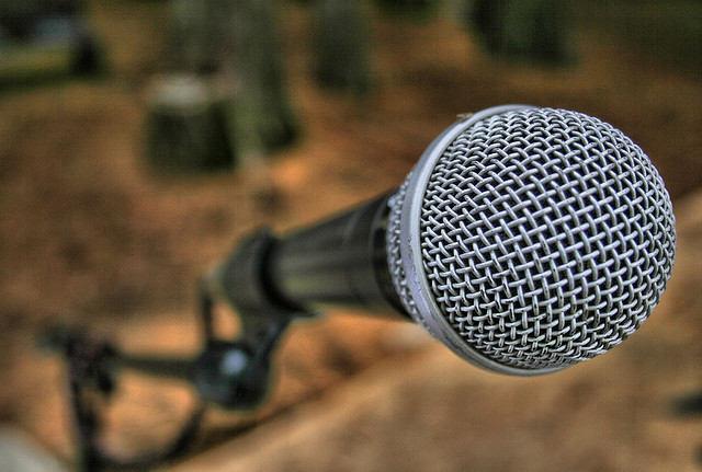Cómo superar el miedo escénico a hablar en público