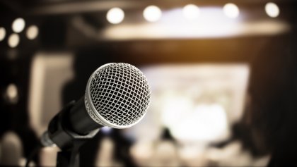 Cómo superar el miedo escénico a hablar en público