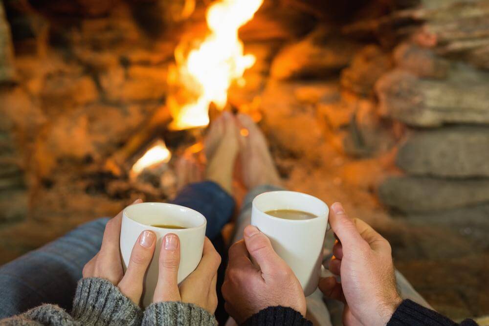 Pareja tomando café