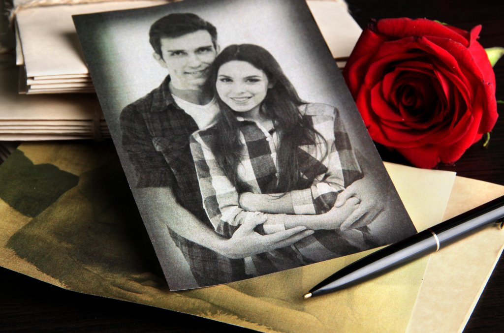 Amores que siguen en nuestra memoria