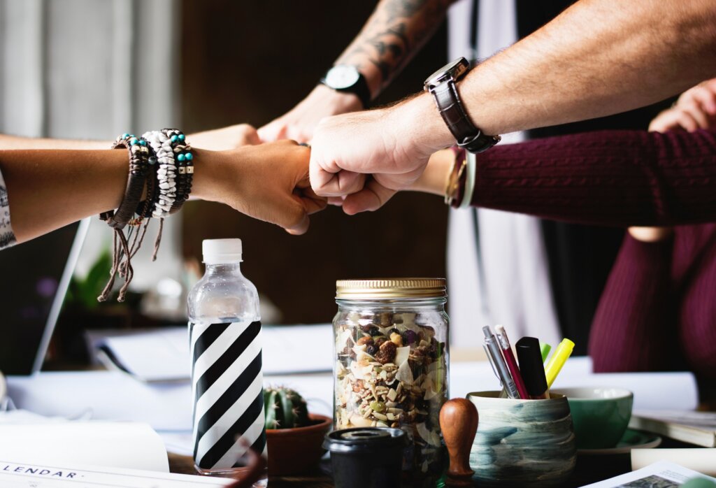 Las personas inteligentes y la confianza