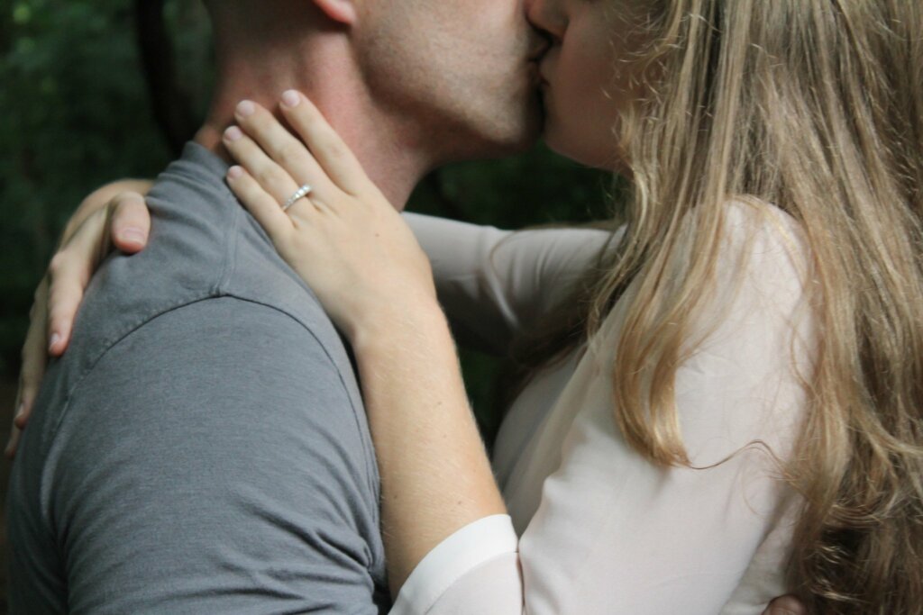 Los sorprendentes beneficios de los besos