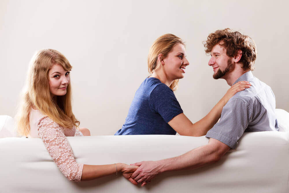 Man met twee vrouwen