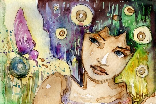 Mujer teniendo pensamientos alegres