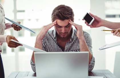 8 hábitos que aumentan el estrés