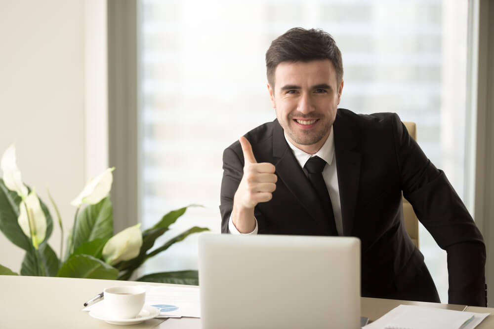 Hombre trabajo eficaz