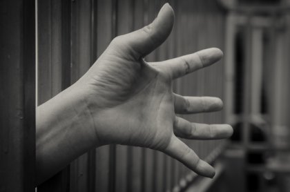 5 errores que nos encarcelan