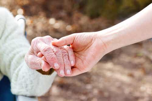 Alzheimer, consejos y cuidados para los familiares