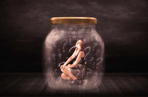 girl in jar