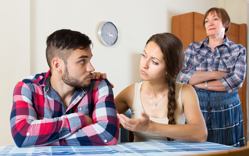 Kayınvalidelerle tartışma