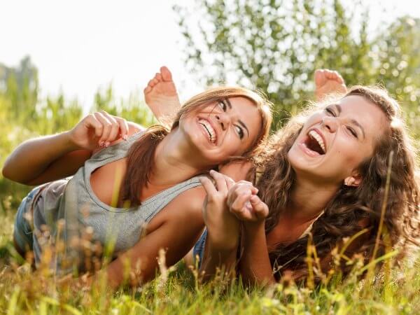 amigas-sonriendo