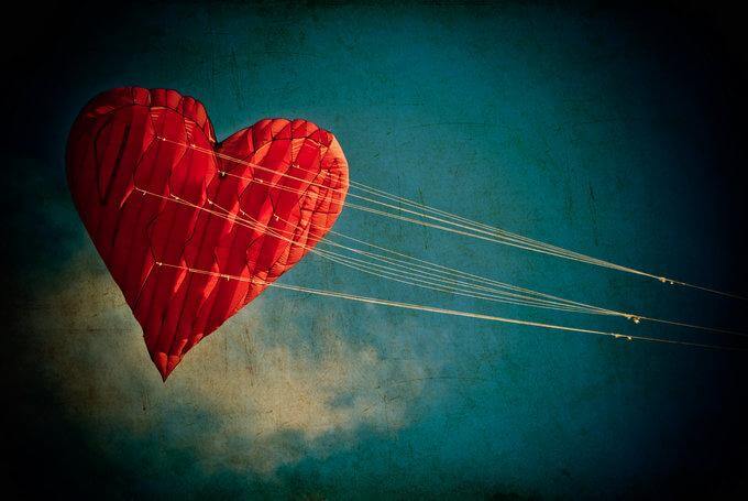 Corazón atado simbolizando falta de autenticidad