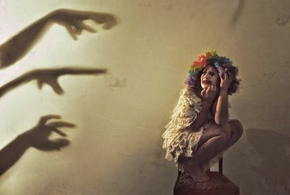 Artesanos de la ironía y el sarcasmo (personalidades tóxicas)