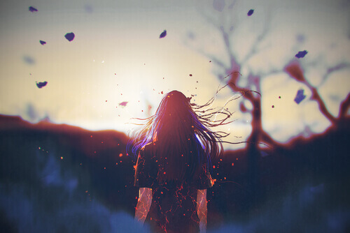Femme regardant l'horizon