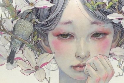 Mujer triste pensando en ser una persona emocionalmente inteligente