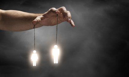 7 formas de manipularte sin que te des cuenta