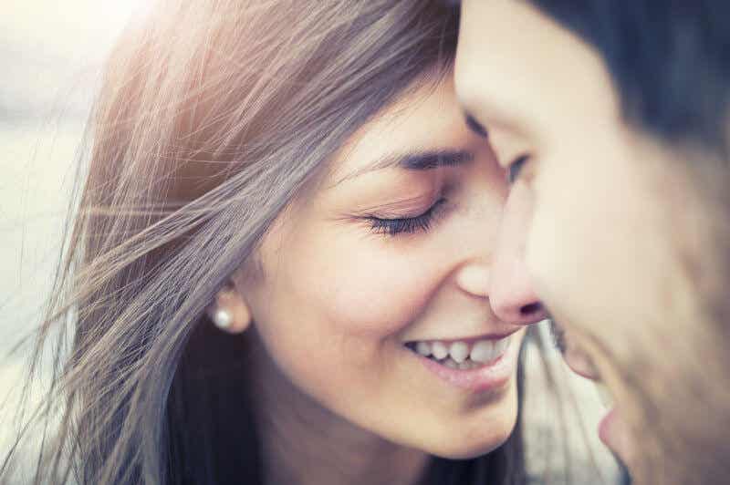 Cómo aumentar la intimidad emocional de las relaciones