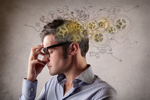 Hombre con criptomnesia, irracional