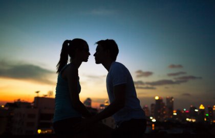 Ven, vamos a mirarnos a los ojos para decir adiós