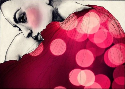 Mujer triste con manta rosa sintiendo el dolor en su corazón