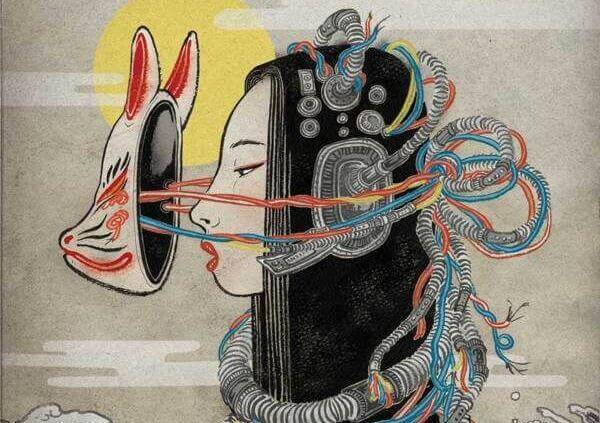 Mujer con máscara