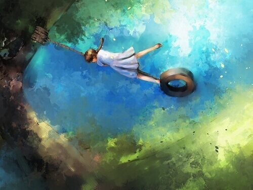 Fille jouant à la balançoire seule