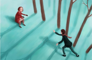 Pareja esperándose en el bosque