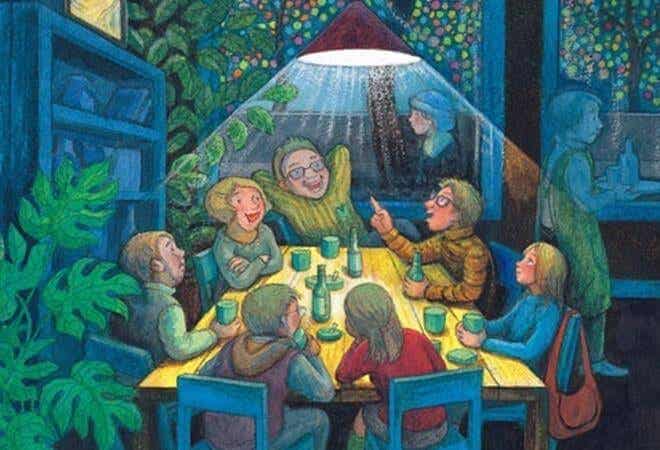 Familia reunida en la mesa