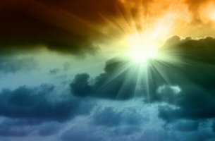 Sol-brillando-tras la tormenta