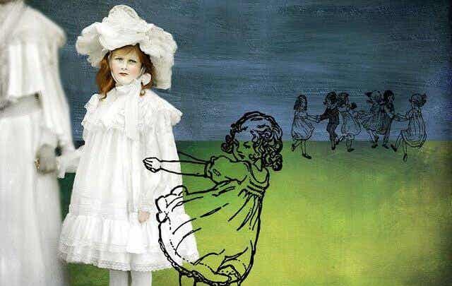 Niña vestida de blanco junto a una niña que es un dibujo