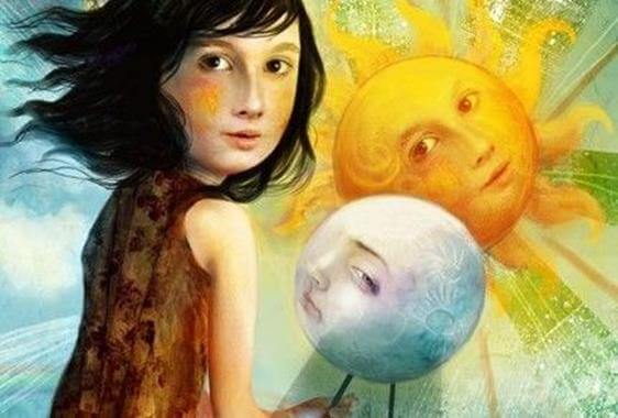 niña con sol haciendo frente a las descalificaciones