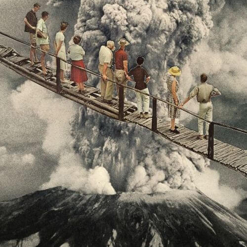 HISTORIA personas ante un volcán