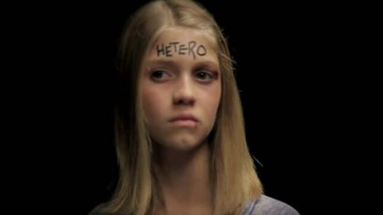 Este corto te habla de la Heterofobia: la otra cara de la moneda