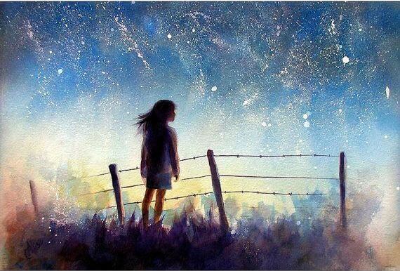 joven envuelta en un cielo estrellado