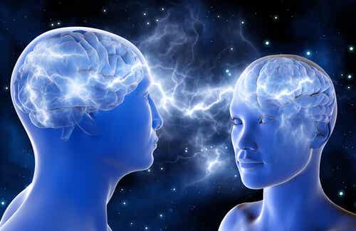 Cerebro de dos personas enamoradas