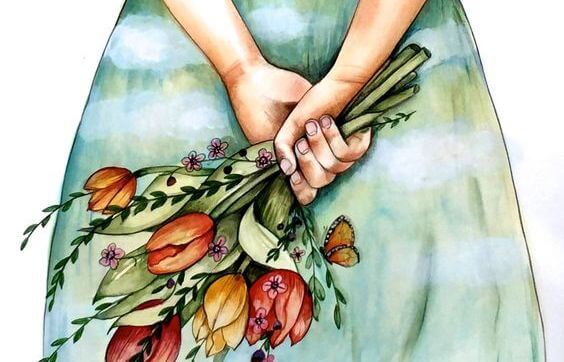 mujer con ramo de flores a la espalda