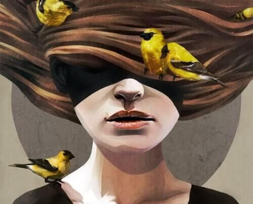 Mujer pájaros en el cabello