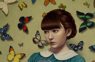 niña con mariposas representando las conversaciones paradójicas