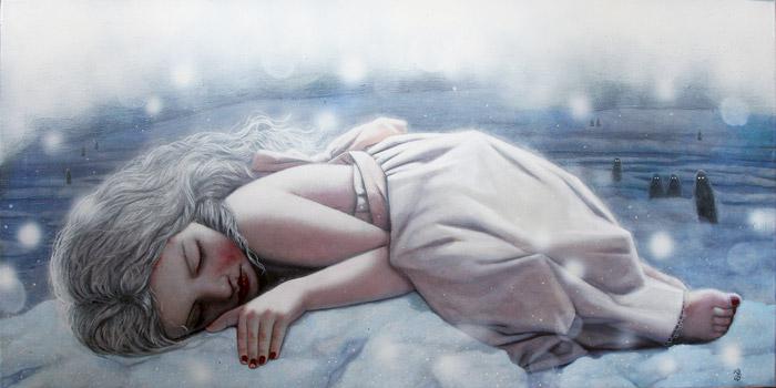 Mujer triste tumbada en el suelo