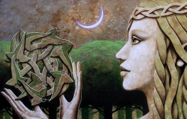 mujer-con-simbolo-celta