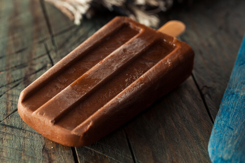 Helado de chocolate