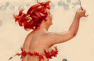mujer haciendo pompas de jabón