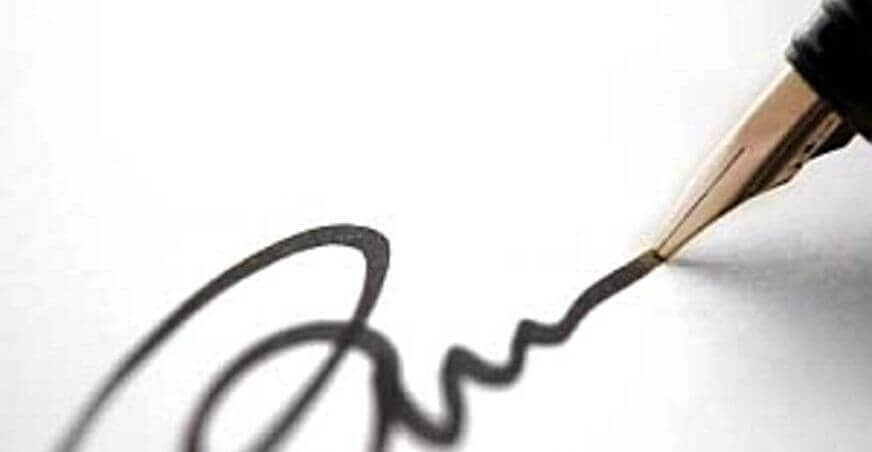 Firma hecha con pluma