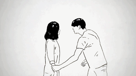 Pareja abrazándose