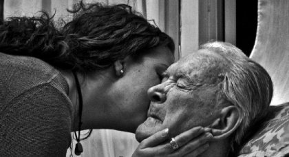 Todos los hijos se convierten en padres en la muerte de sus padres